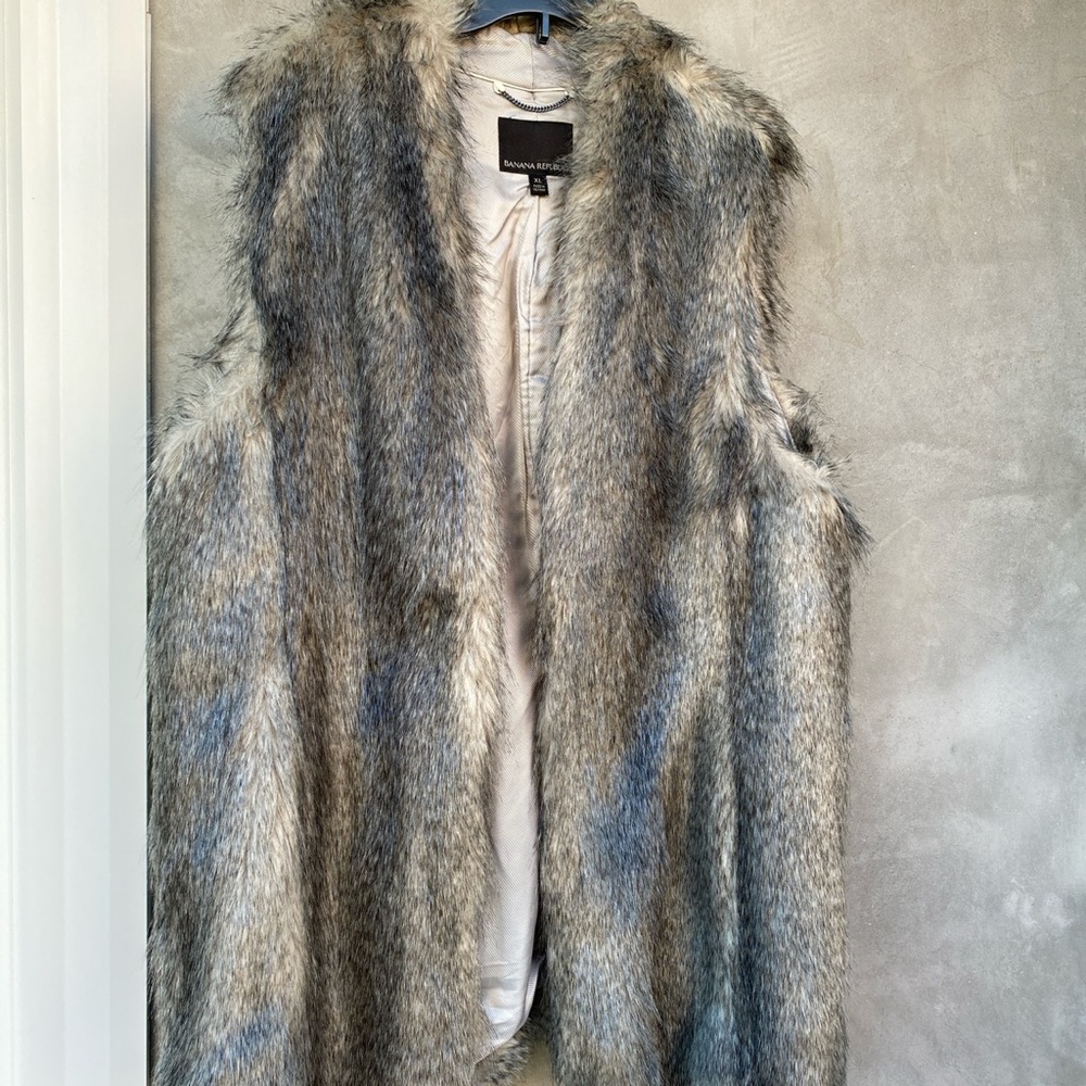 Banana republic fur vest